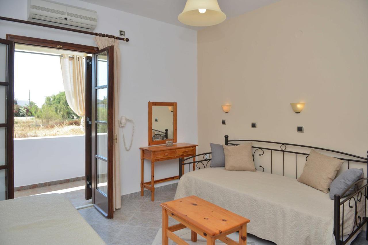 Sunshine Hotel Naxos City Екстериор снимка